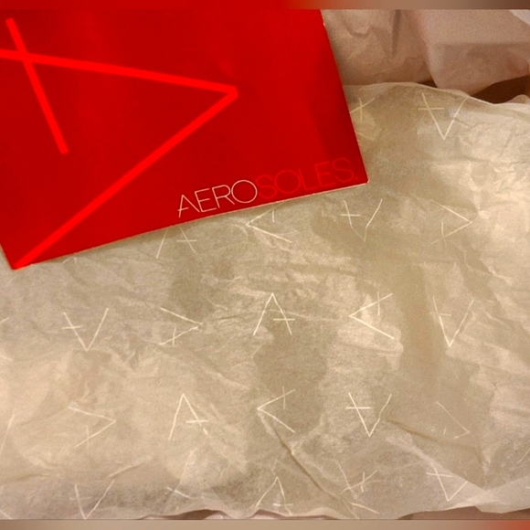 Aerosoles "Fresh Start" White Leather (Rhinestone Encrusted) Ankle Strap Sandals - Picture 10 of 11